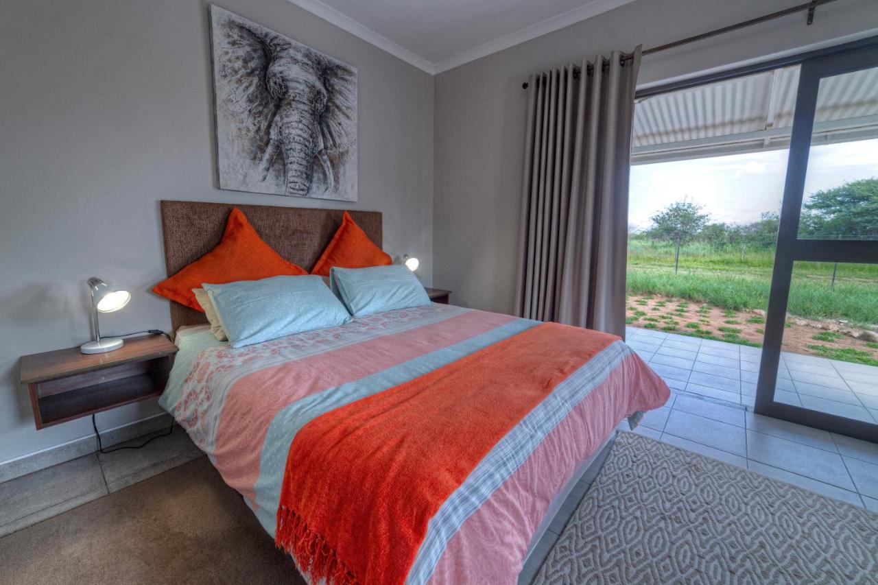Khoi-Khoi Guesthouse Otavi Eksteriør bilde
